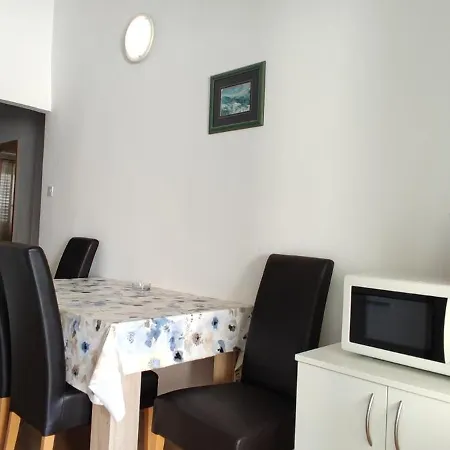 Bresina Guest house *